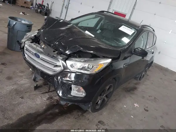 1FMCU9HD9JUB23492 2018 FORD ESCAPE - Image 2