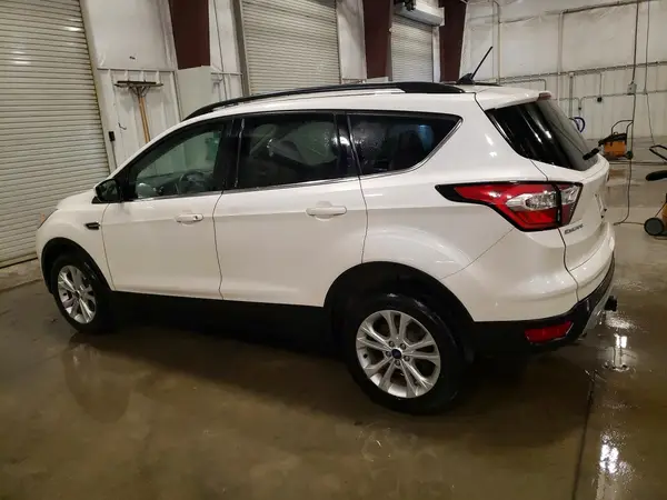 1FMCU9HD9JUB43905 2018 FORD ESCAPE - Image 2