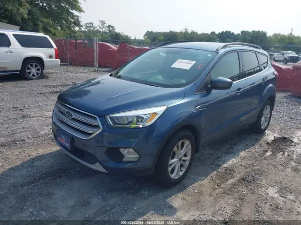 1FMCU9HD9JUB52779 2018 FORD ESCAPE - Image 2