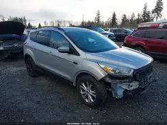 1FMCU9HD9JUB56105 2018 FORD ESCAPE
