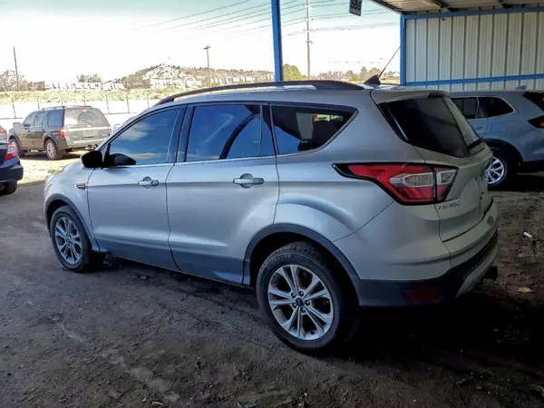 1FMCU9HD9JUB60798 2018 FORD ESCAPE - Image 2