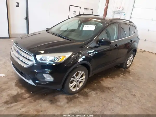 1FMCU9HD9JUB71445 2018 FORD ESCAPE - Image 2