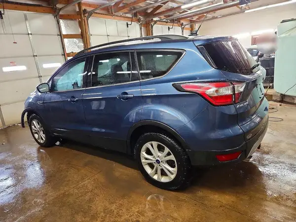 1FMCU9HD9JUB99889 2018 FORD ESCAPE - Image 2