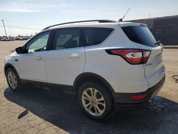 1FMCU9HD9JUC40053 2018 FORD ESCAPE - Image 2