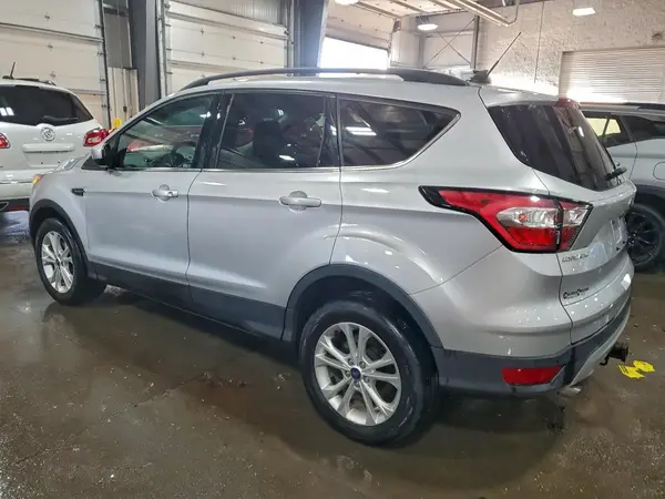 1FMCU9HD9JUC48654 2018 FORD ESCAPE - Image 2