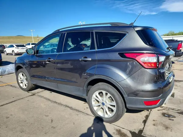 1FMCU9HD9JUD29329 2018 FORD ESCAPE - Image 2