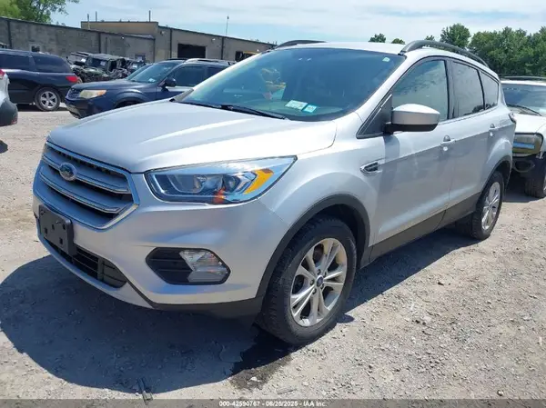 1FMCU9HD9JUD33283 2018 FORD ESCAPE - Image 2