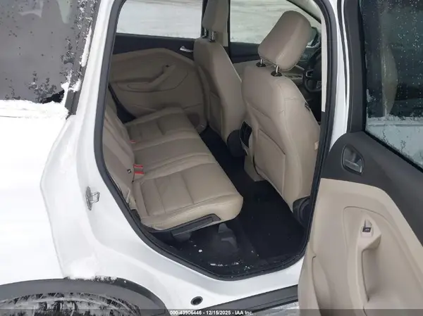 1FMCU9HD9JUD46843 2018 FORD ESCAPE - Image 8
