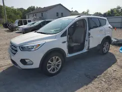 1FMCU9HD9JUD54019 2018 FORD ESCAPE
