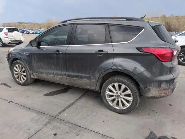 1FMCU9HD9KUA05573 2019 FORD ESCAPE - Image 2