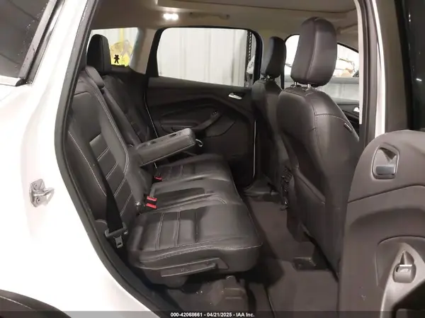1FMCU9HD9KUA18646 2019 FORD ESCAPE - Image 8