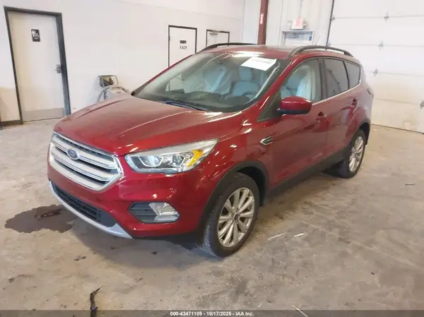 1FMCU9HD9KUA40470 2019 FORD ESCAPE - Image 2