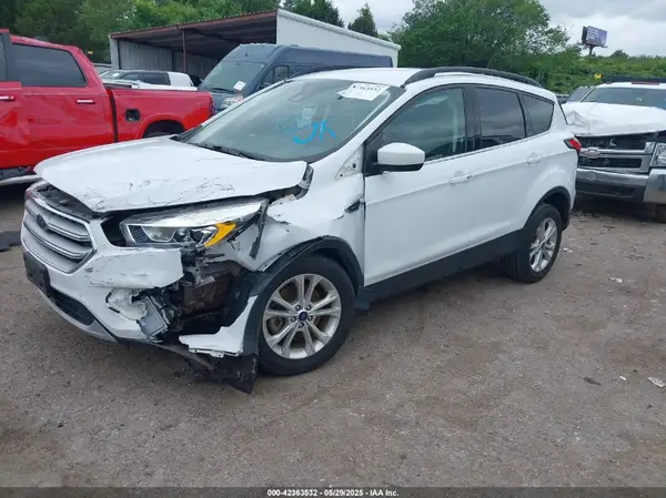 1FMCU9HD9KUA53753 2019 FORD ESCAPE - Image 2
