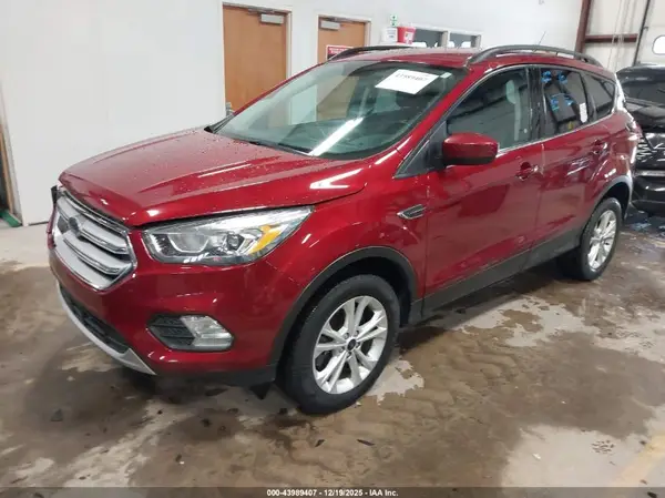 1FMCU9HD9KUA81973 2019 FORD ESCAPE - Image 2