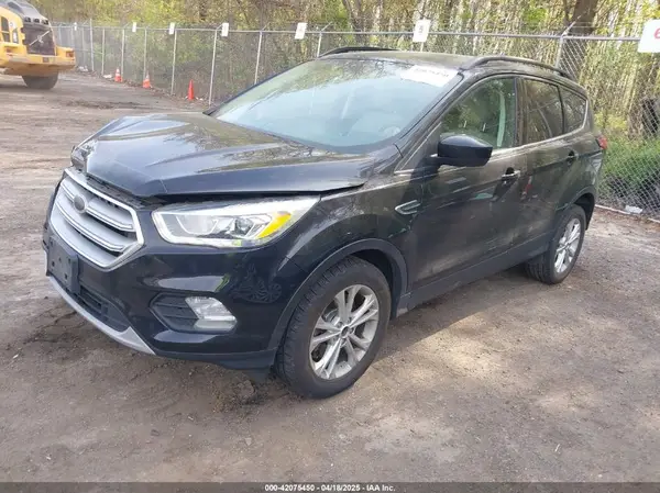 1FMCU9HD9KUB14177 2019 FORD ESCAPE - Image 2