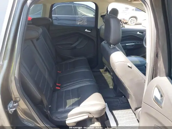 1FMCU9HD9KUB73827 2019 FORD ESCAPE - Image 8