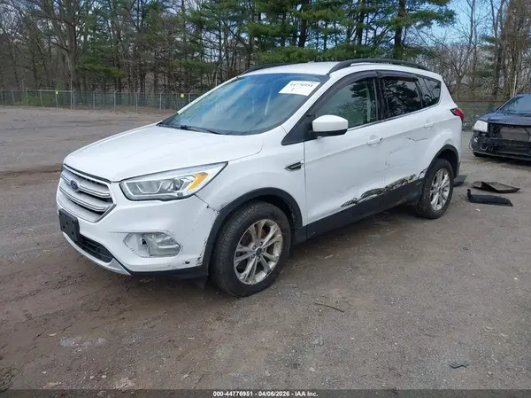 1FMCU9HD9KUB98341 2019 FORD ESCAPE - Image 2