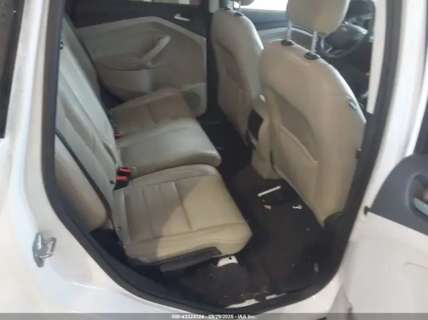 1FMCU9HD9KUC07586 2019 FORD ESCAPE - Image 8