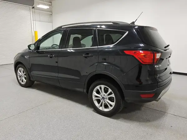 1FMCU9HD9KUC07944 2019 FORD ESCAPE - Image 2