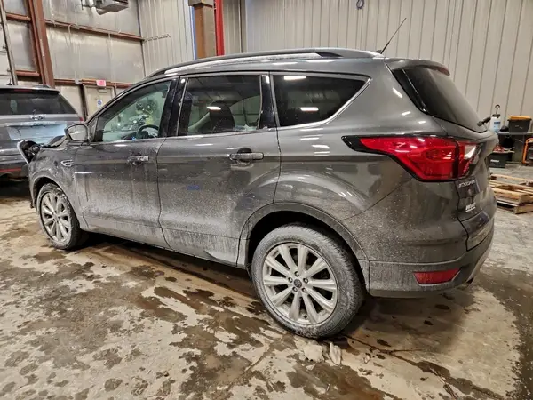 1FMCU9HD9KUC22122 2019 FORD ESCAPE - Image 2