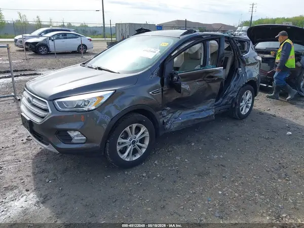 1FMCU9HDXJUA23854 2018 FORD ESCAPE - Image 2