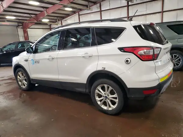 1FMCU9HDXJUA44221 2018 FORD ESCAPE - Image 2