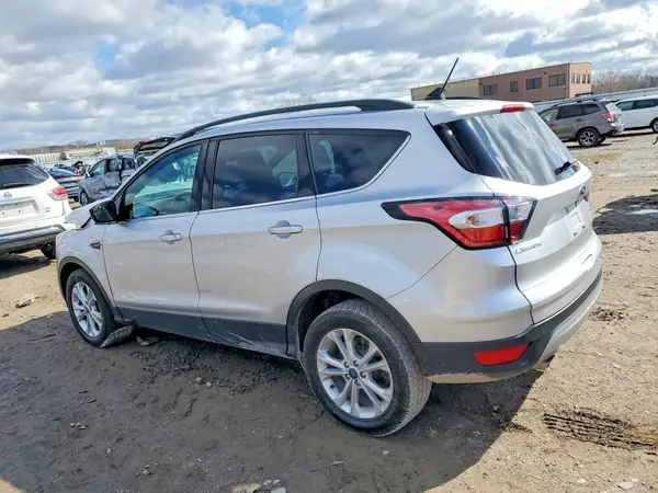 1FMCU9HDXJUA52738 2018 FORD ESCAPE - Image 2
