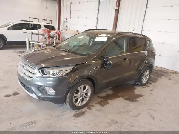 1FMCU9HDXJUA96450 2018 FORD ESCAPE - Image 2