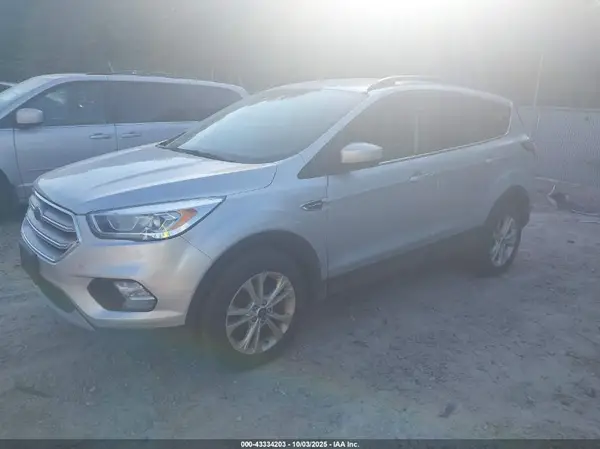 1FMCU9HDXJUB45193 2018 FORD ESCAPE - Image 2