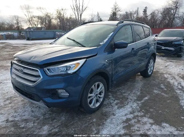 1FMCU9HDXJUB86519 2018 FORD ESCAPE - Image 2