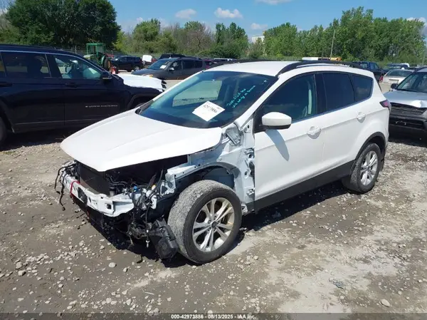 1FMCU9HDXJUC08762 2018 FORD ESCAPE - Image 2