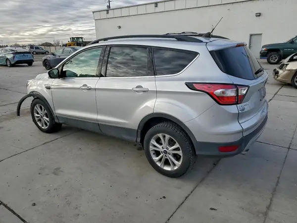 1FMCU9HDXJUD07758 2018 FORD ESCAPE - Image 2