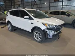 1FMCU9HDXJUD09106 2018 FORD ESCAPE
