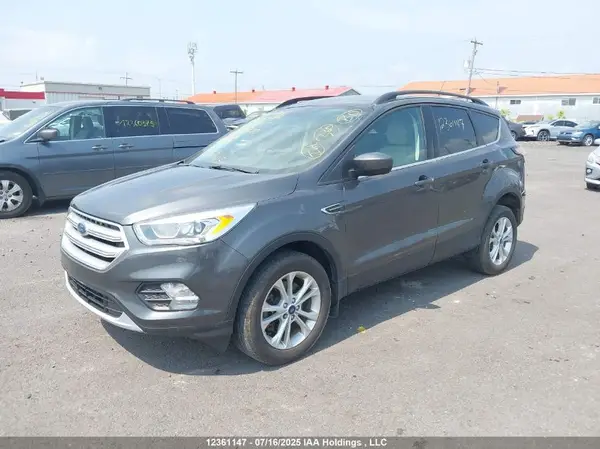 1FMCU9HDXJUD09820 2018 FORD ESCAPE - Image 2