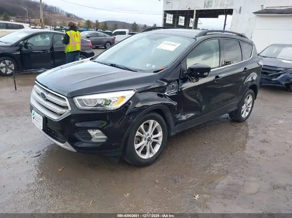1FMCU9HDXJUD25077 2018 FORD ESCAPE - Image 2