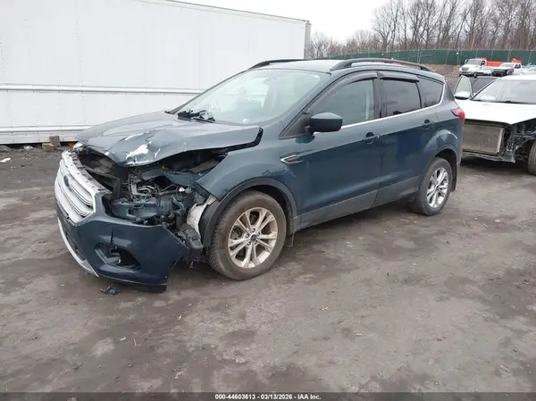 1FMCU9HDXKUA38050 2019 FORD ESCAPE - Image 2