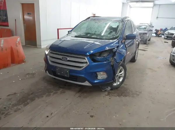 1FMCU9HDXKUA51252 2019 FORD ESCAPE - Image 2