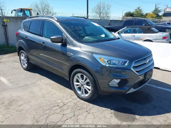 1FMCU9HDXKUB06055 2019 FORD ESCAPE - Image 1