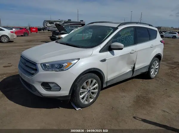 1FMCU9HDXKUB16276 2019 FORD ESCAPE - Image 2