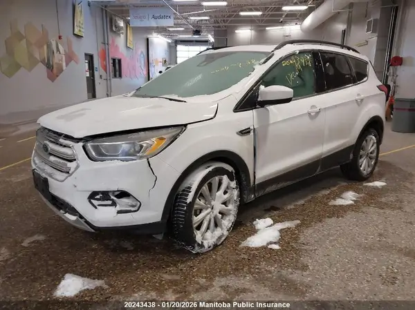 1FMCU9HDXKUB39170 2019 FORD ESCAPE - Image 2