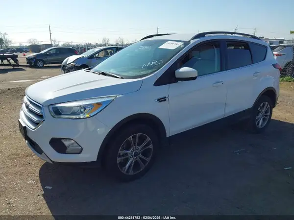 1FMCU9HDXKUB82536 2019 FORD ESCAPE - Image 2