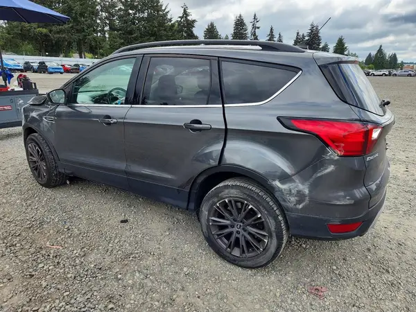 1FMCU9HDXKUB82990 2019 FORD ESCAPE - Image 2