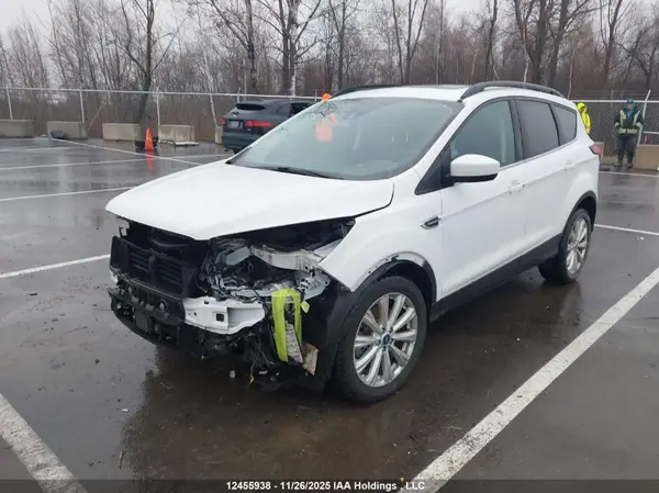 1FMCU9HDXKUB89115 2019 FORD ESCAPE - Image 2