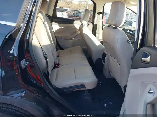 1FMCU9HDXKUC30424 2019 FORD ESCAPE - Image 8