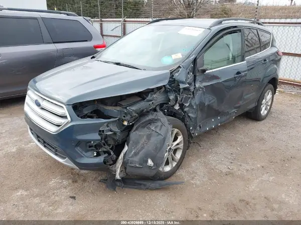 1FMCU9HDXKUC32335 2019 FORD ESCAPE - Image 2