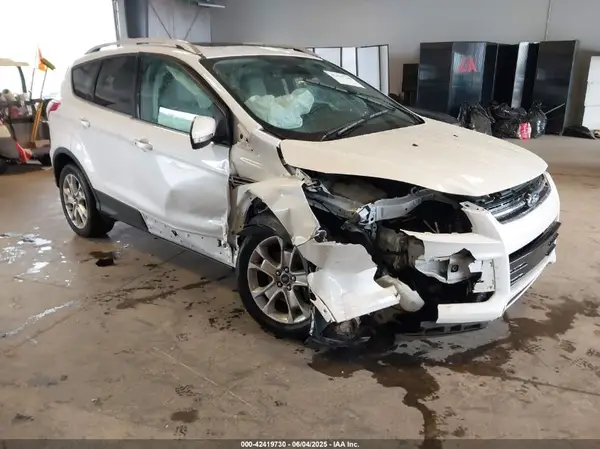 1FMCU9J90GUA18743 2016 FORD ESCAPE - Image 1