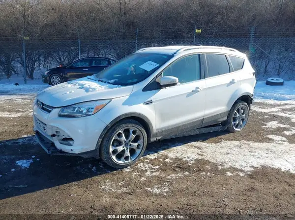 1FMCU9J90GUA25675 2016 FORD ESCAPE - Image 2