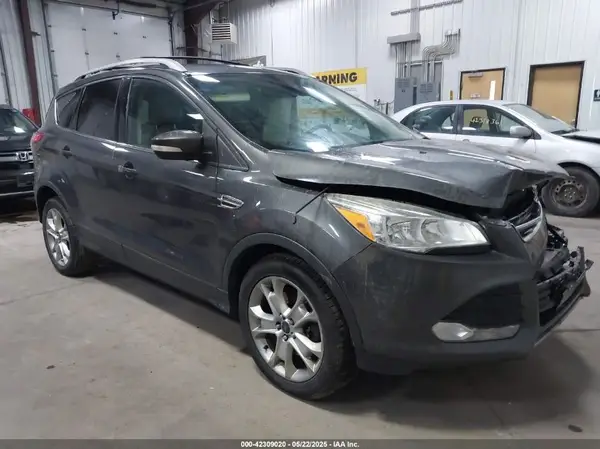 1FMCU9J90GUB35593 2016 FORD ESCAPE - Image 1