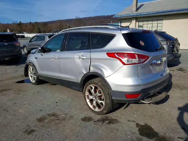 1FMCU9J90GUC04704 2016 FORD ESCAPE - Image 2