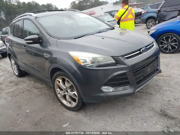1FMCU9J90GUC26055 2016 FORD ESCAPE - Image 1